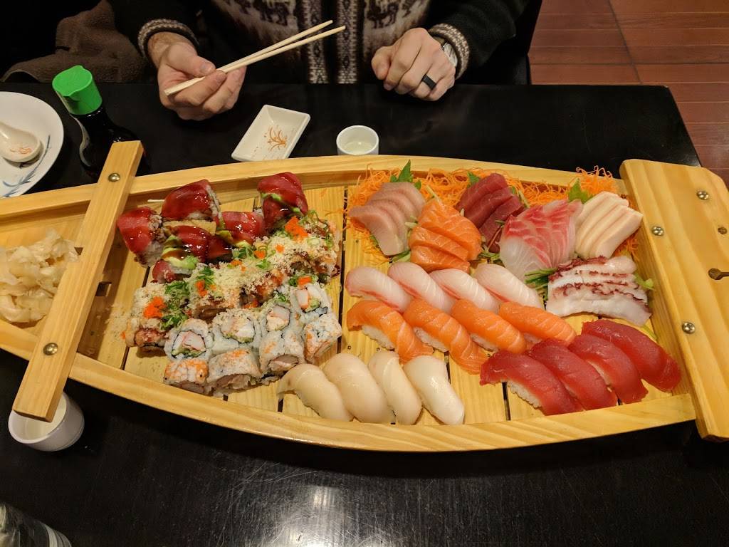 Fuji Mountain | restaurant | 16064 Jackson Creek Pkwy, Monument, CO 80132, USA | 7194816688 OR +1 719-481-6688