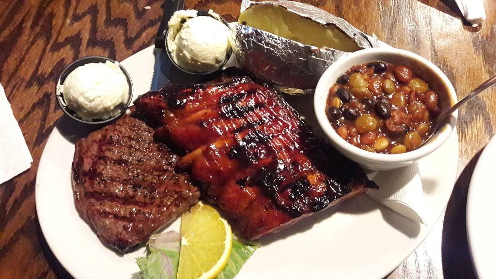 Spring House Tavern | restaurant | 325 S Main St, Woodstock, VA 22664, USA | 5404594755 OR +1 540-459-4755