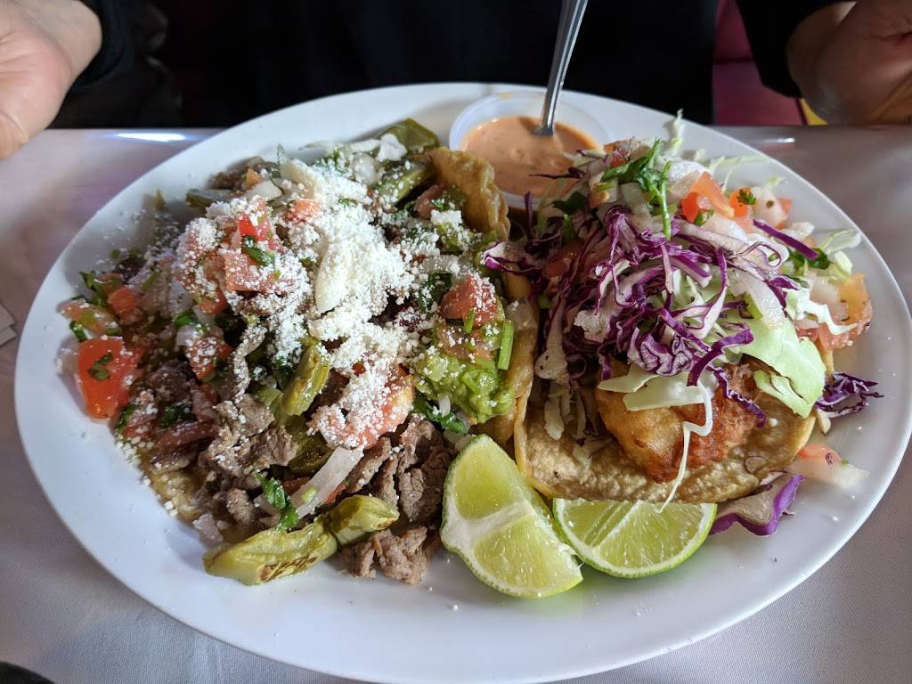 El Comal | restaurant | 3946 Illinois St, San Diego, CA 92104, USA | 6192948292 OR +1 619-294-8292