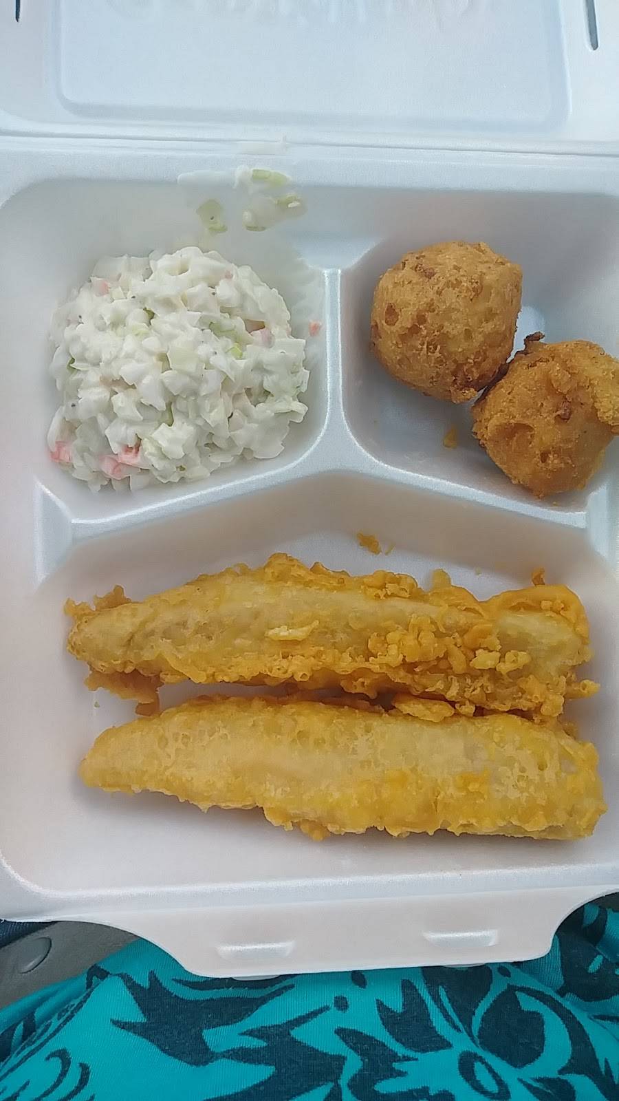 Captain Ds | restaurant | 1059 Berea Rd, Richmond, KY 40475, USA | 8596239580 OR +1 859-623-9580