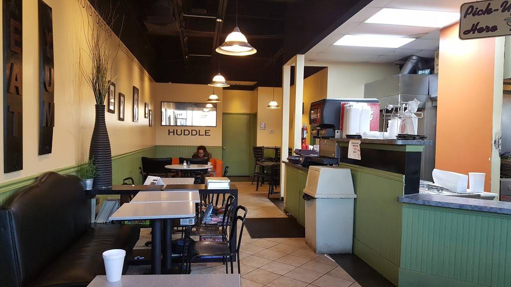 The Huddle Restaurant | restaurant | 817 W Lincoln Hwy, DeKalb, IL 60115, USA | 8157588899 OR +1 815-758-8899