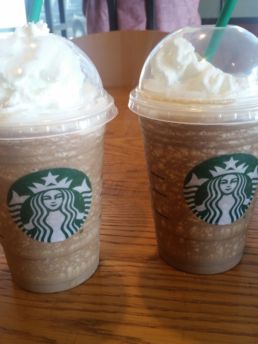 Starbucks | cafe | 3991 Jog Rd, Greenacres, FL 33467, USA | 5614395478 OR +1 561-439-5478