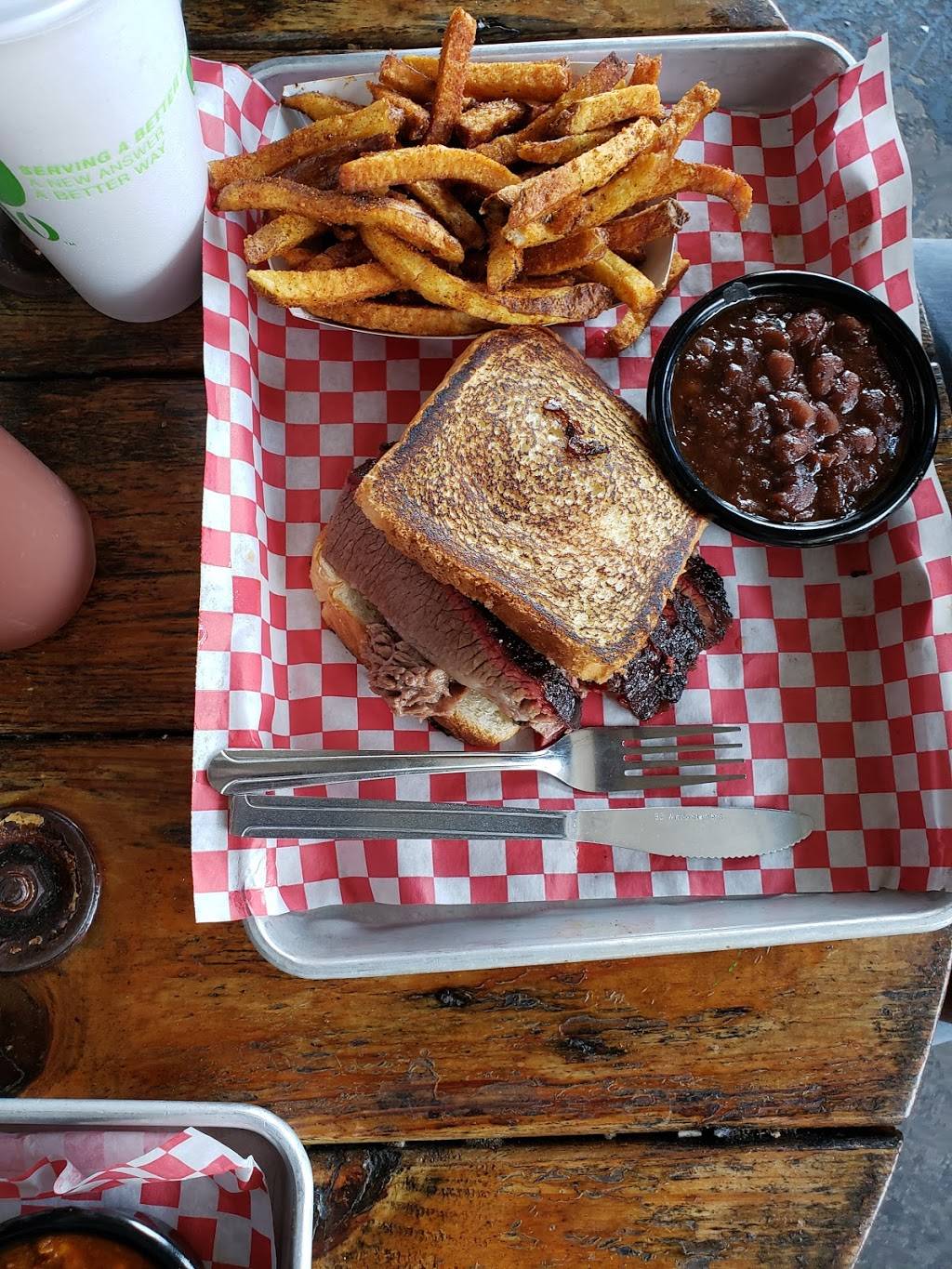 Community Q BBQ | restaurant | 1361 Clairmont Rd, Decatur, GA 30033, USA | 4046332080 OR +1 404-633-2080