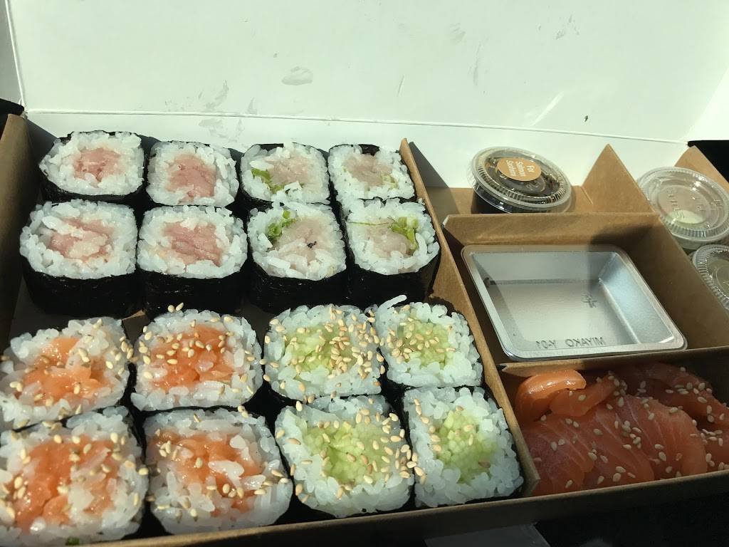 KazuNori: The Original Hand Roll Bar | restaurant | 1110 Gayley Ave, Los Angeles, CA 90024, USA | 3109353974 OR +1 310-935-3974