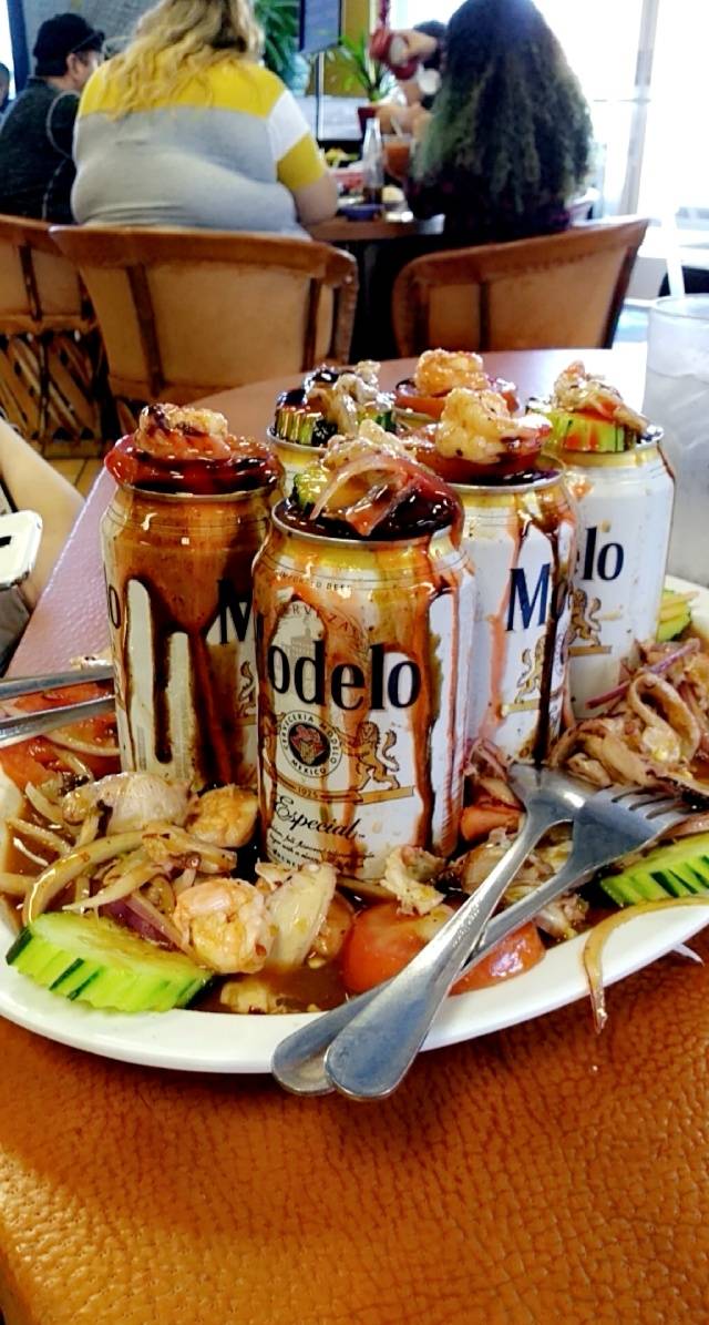 Mariscos Las Islitas | restaurant | 422 S Gateway Dr #108, Madera, CA 93637, USA | 5594818161 OR +1 559-481-8161