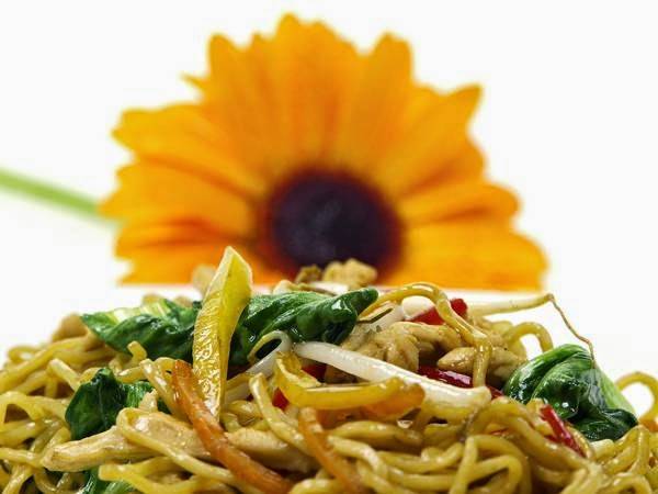 Chinese First Wok | restaurant | 646 Long Hill Rd, Groton, CT 06340, USA | 8604451183 OR +1 860-445-1183