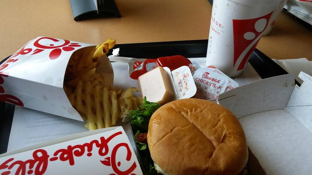 Chick-fil-A | restaurant | 3 Stonebridge Blvd, Jackson, TN 38305, USA | 7316682919 OR +1 731-668-2919