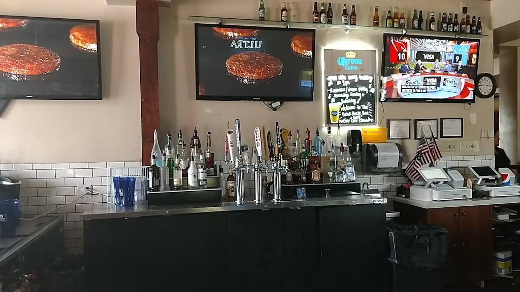 The BrickHouse Bar & Grill | restaurant | 213 Fayetteville St, Fuquay-Varina, NC 27526, USA | 9193461204 OR +1 919-346-1204