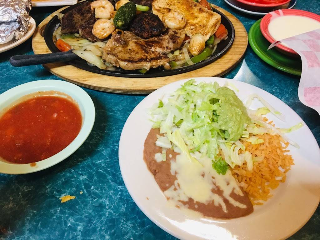 Mexico Tipico Mexican Restaurant | restaurant | 1870 E Main St, Prattville, AL 36066, USA | 3343658677 OR +1 334-365-8677