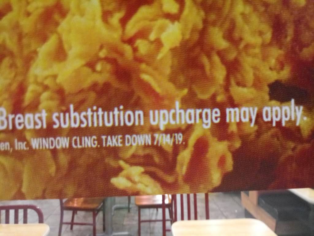 Popeyes Louisiana Kitchen | restaurant | 2420 Scott St, Houston, TX 77004, USA | 7136550660 OR +1 713-655-0660