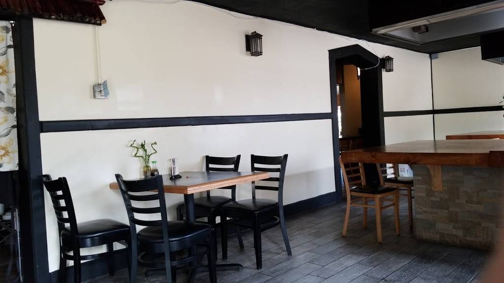 Momoyaki | restaurant | 1624 SW 13th St, Gainesville, FL 32608, USA | 3523843733 OR +1 352-384-3733