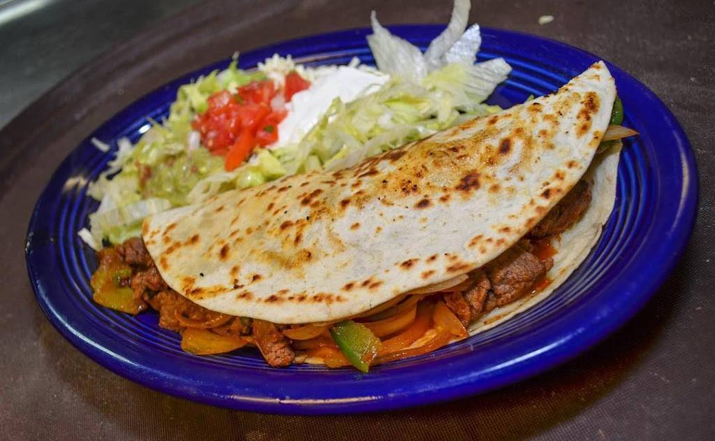 Cazadores Fresh Mexican Grill | restaurant | 4682 Main St, Grant, AL 35747, USA | 2567288226 OR +1 256-728-8226