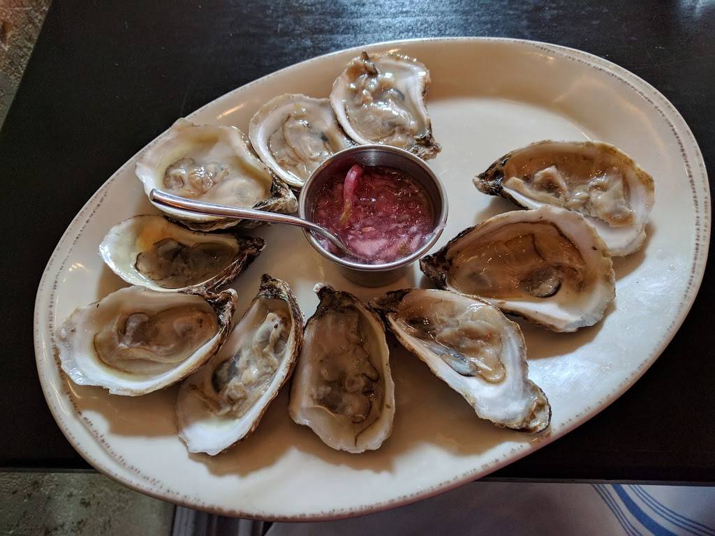 The Creole Burger Bar & Southern Kitchen | restaurant | 1218 Turner Rd, Lansing, MI 48906, USA | 5173711361 OR +1 517-371-1361