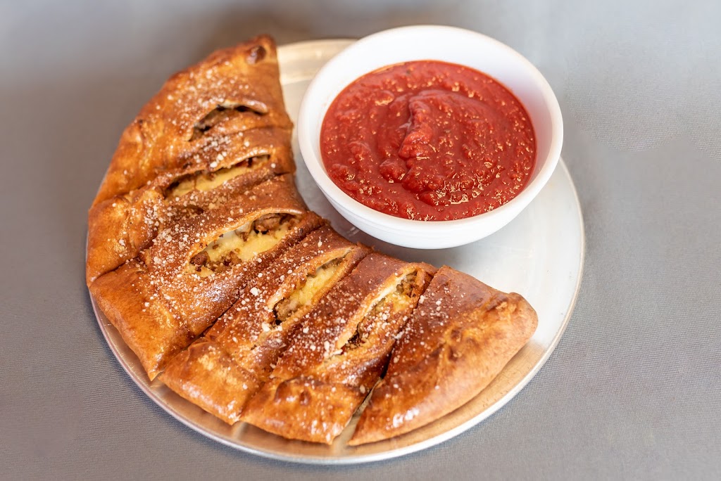 Crenos Pizza | restaurant | 22 S Main St, Mechanicsburg, OH 43044, USA | 9378345144 OR +1 937-834-5144