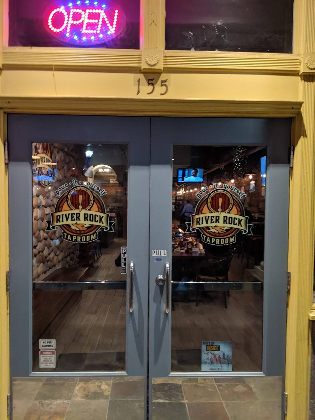 River Rock Taproom | restaurant | 155 S Murphy Ave, Sunnyvale, CA 94086, USA | 4088309837 OR +1 408-830-9837