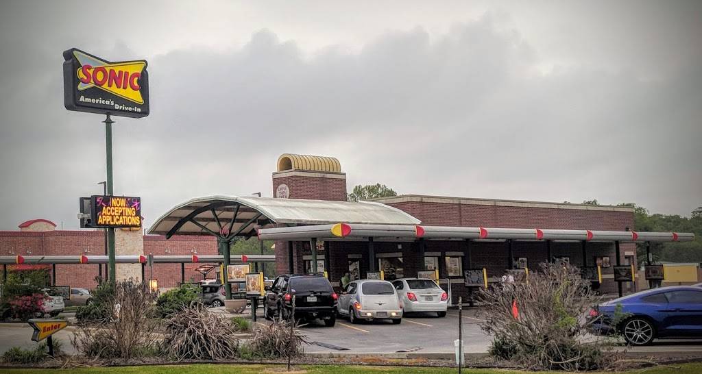 Sonic Drive-In | restaurant | 4202 Fm 1764 Road, Santa Fe, TX 77517, USA | 4099257302 OR +1 409-925-7302