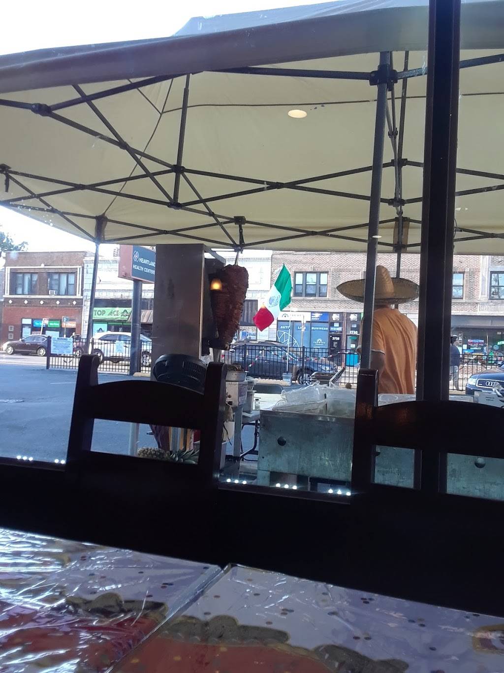 Antojitos pueblita | restaurant | 3737 W Lawrence Ave, Chicago, IL 60625, USA | 7735161571 OR +1 773-516-1571