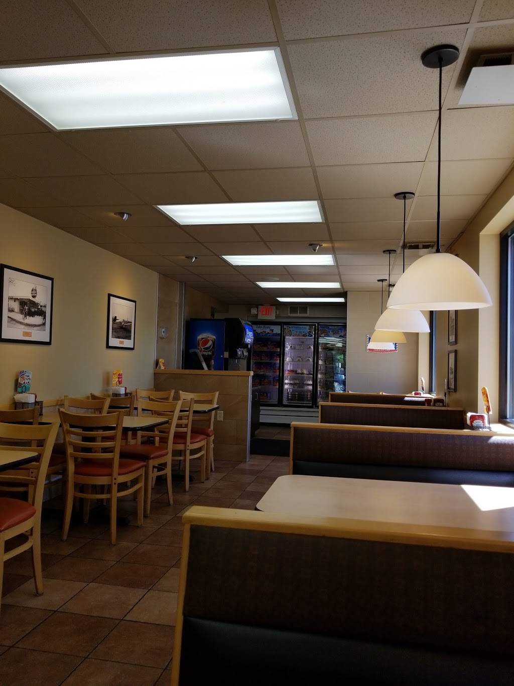 Dairy Queen Grill & Chill | restaurant | 1005 E Green Bay St, Shawano, WI 54166, USA | 7155265730 OR +1 715-526-5730