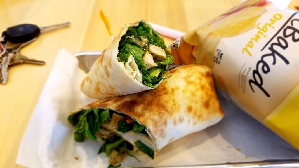 Tropical Smoothie Cafe | restaurant | 985 S Saginaw Rd, Midland, MI 48640, USA | 9898352533 OR +1 989-835-2533