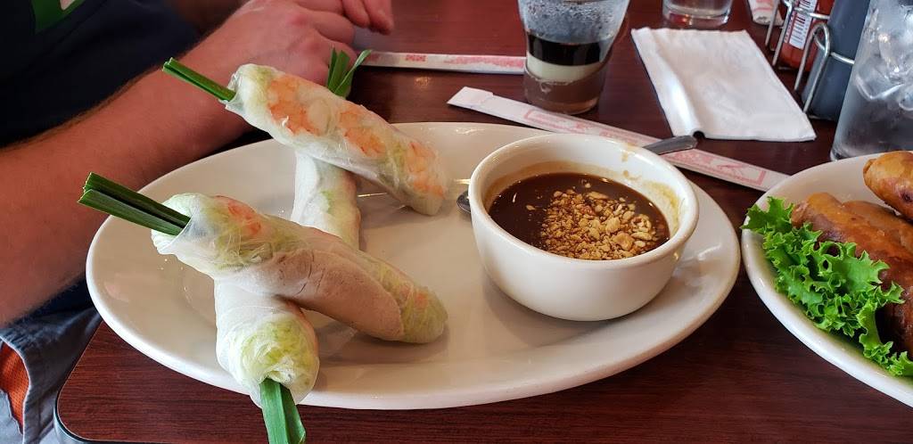 De Palm Tree Restaurant | restaurant | 8631 Olive Blvd, St. Louis, MO 63132, USA | 3144325171 OR +1 314-432-5171