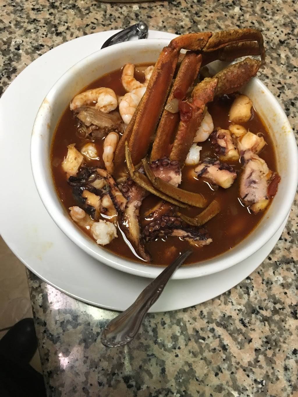 Ostioneria-Mayrita Seafood | restaurant | 341 N Main St, Livingston, CA 95334, USA | 2093948580 OR +1 209-394-8580