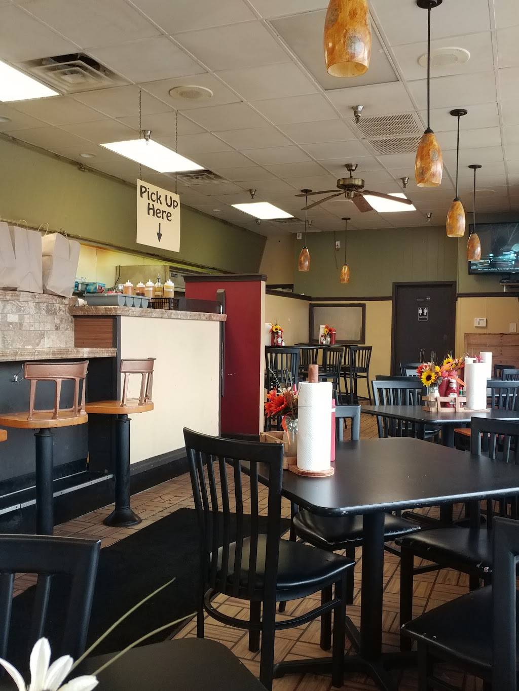 Ebony & Ivory BBQ,FISH,CHICKEN | restaurant | 3120 S Cobb Dr, Smyrna, GA 30080, USA | 7704388999 OR +1 770-438-8999