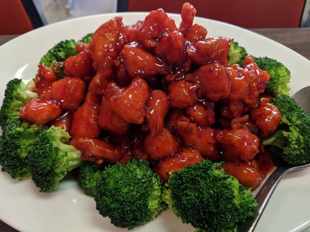 Tavistock Restaurant | restaurant | 36 Woodstock St S, Tavistock, ON N0B 2R0, Canada | 5196552171 OR +1 519-655-2171