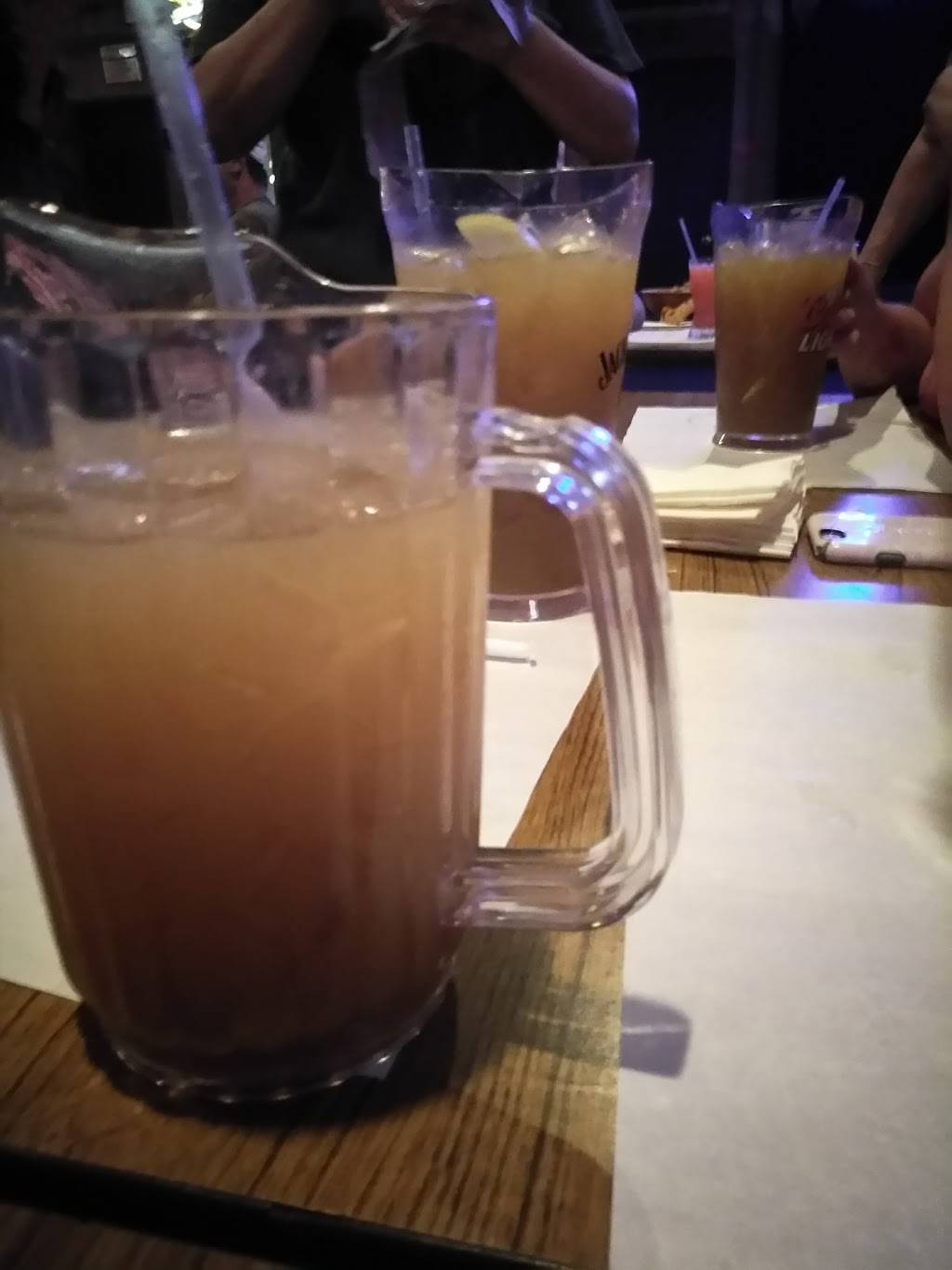 Harvey Wilners Village Tavern | restaurant | 1620 Pennsylvania Ave, West Mifflin, PA 15122, USA | 4124661331 OR +1 412-466-1331