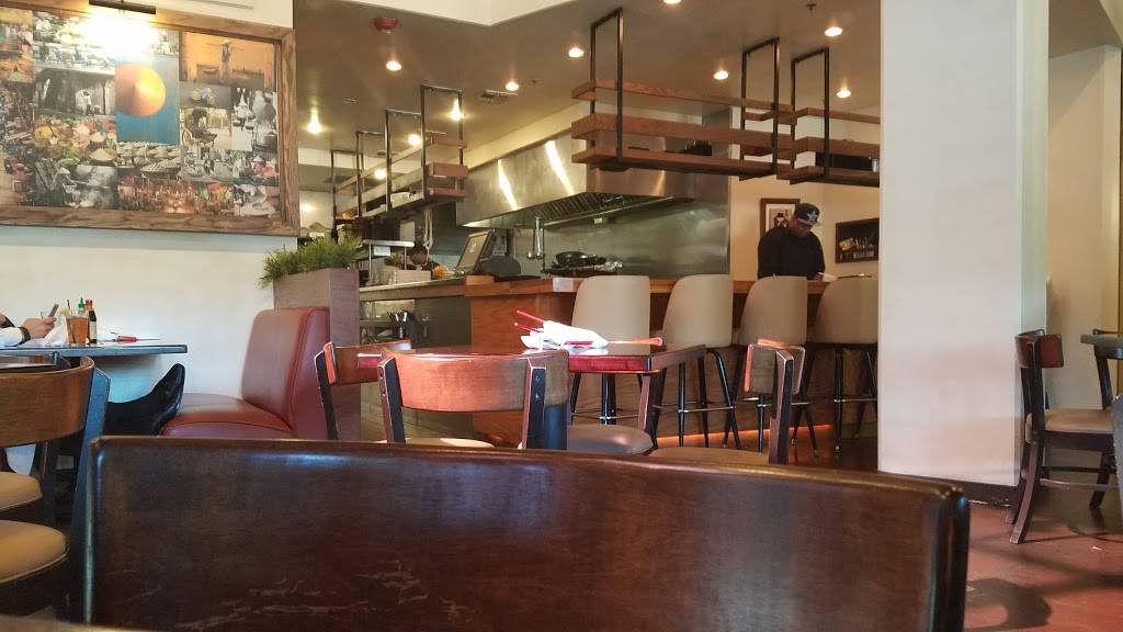 Pho District Vietnamese Street Food | restaurant | 2401 W 7th St, Fort Worth, TX 76107, USA | 8178629988 OR +1 817-862-9988