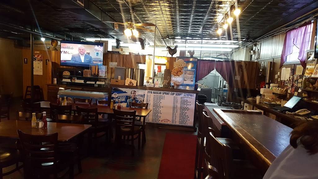 Roosters Pub | restaurant | 131 Harrell St, Pennington Gap, VA 24277, USA | 2765464190 OR +1 276-546-4190