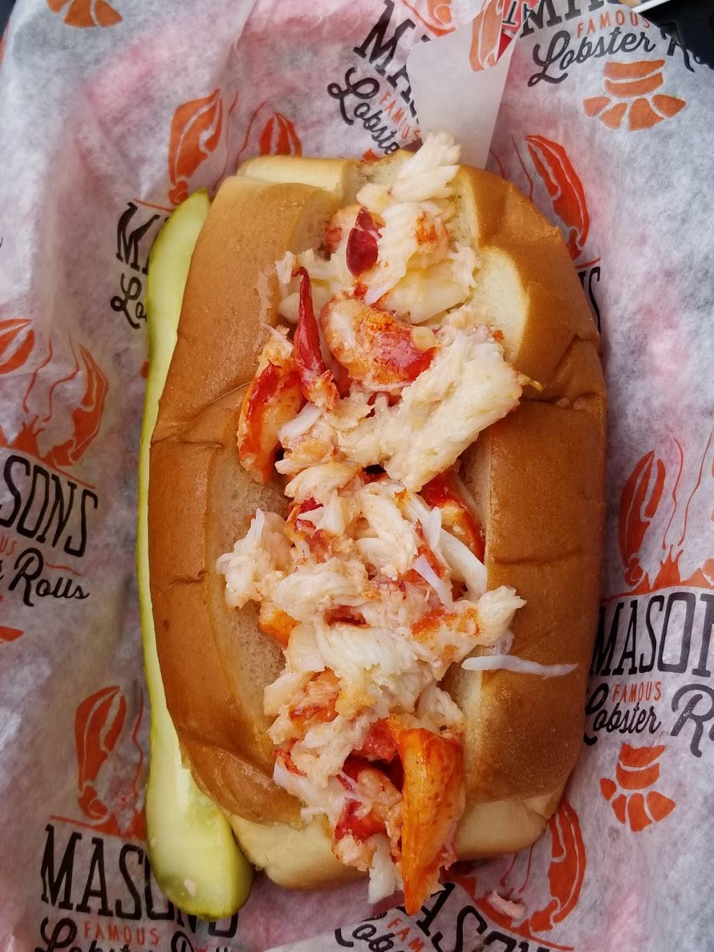 Masons Famous Lobster Rolls | restaurant | 156 National Plaza, Oxon Hill, MD 20745, USA | 3012987850 OR +1 301-298-7850