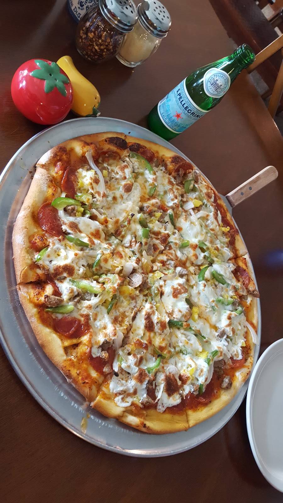 The Green Room | restaurant | 2400 St Marys Rd, St Marys, GA 31558, USA | 9128822721 OR +1 912-882-2721