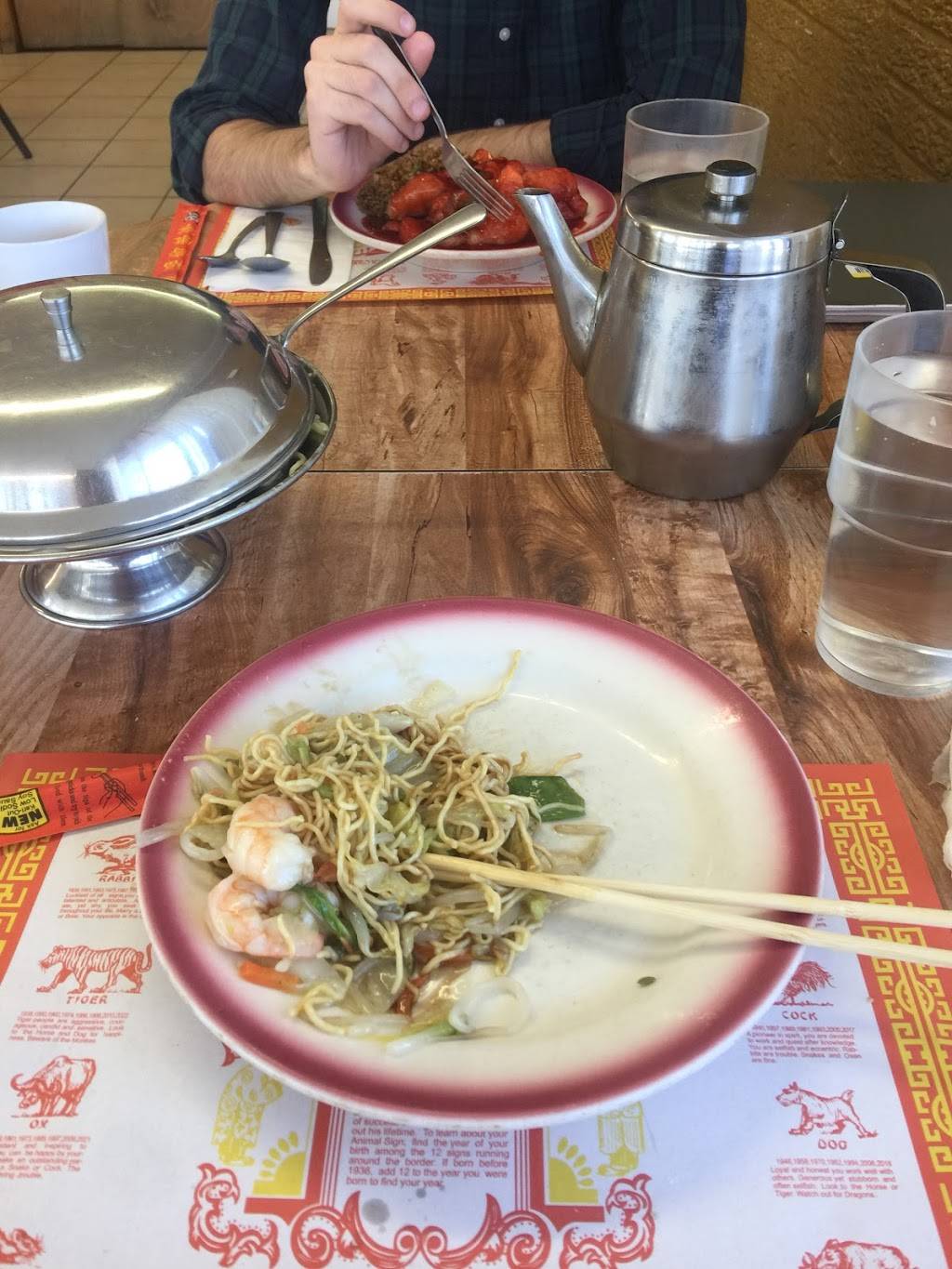 Golden Tree Restaurant | restaurant | 494 Burnham Ave, Calumet City, IL 60409, USA | 7088680110 OR +1 708-868-0110