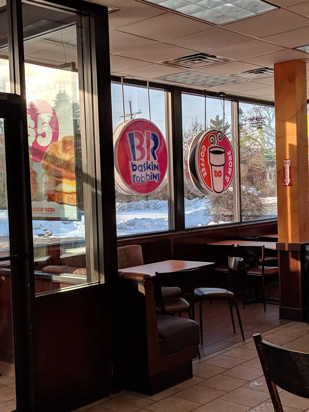 Dunkin | cafe | 2829 22nd St, North Chicago, IL 60064, USA | 8476890054 OR +1 847-689-0054