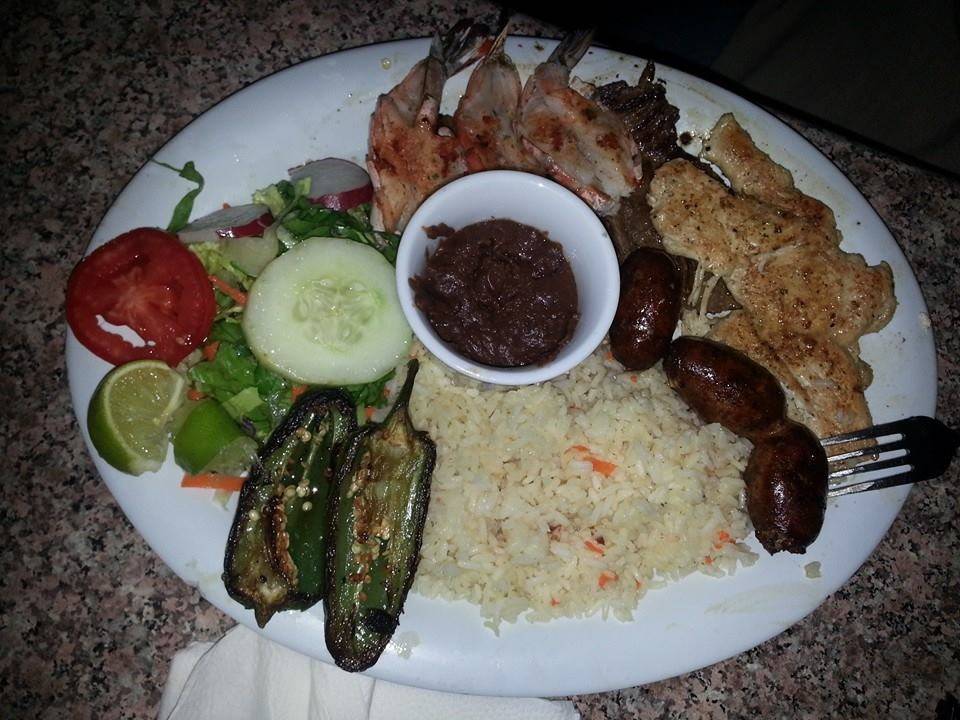 Las Cabañas de San Pedro Restaurant | restaurant | 3713 W 3rd St, Los Angeles, CA 90020, USA | 2136320144 OR +1 213-632-0144