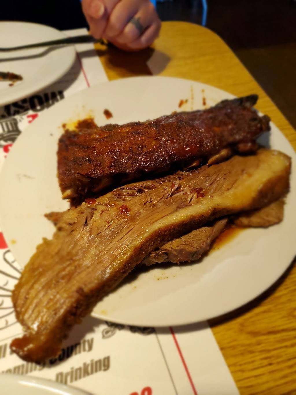 Rock and Roll BBQ | restaurant | 68 N Main St, Warsaw, NY 14569, USA | 5857868484 OR +1 585-786-8484