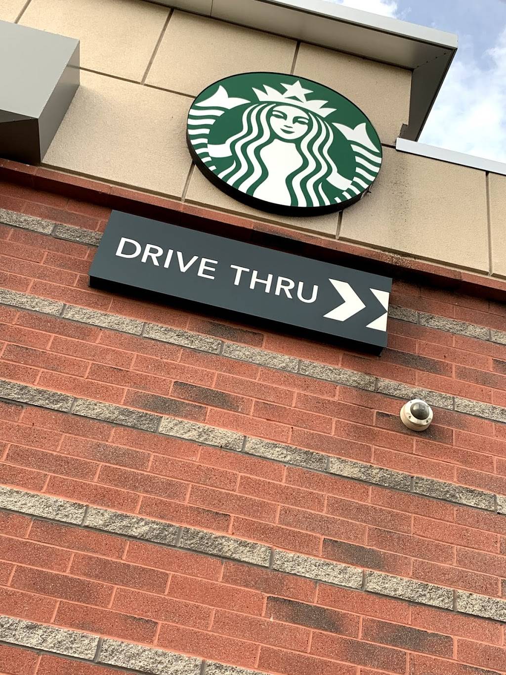 Starbucks | cafe | 1290 Ireland Road, Bldg Z, Suite 300, South Bend, IN 46614, USA | 5742311057 OR +1 574-231-1057