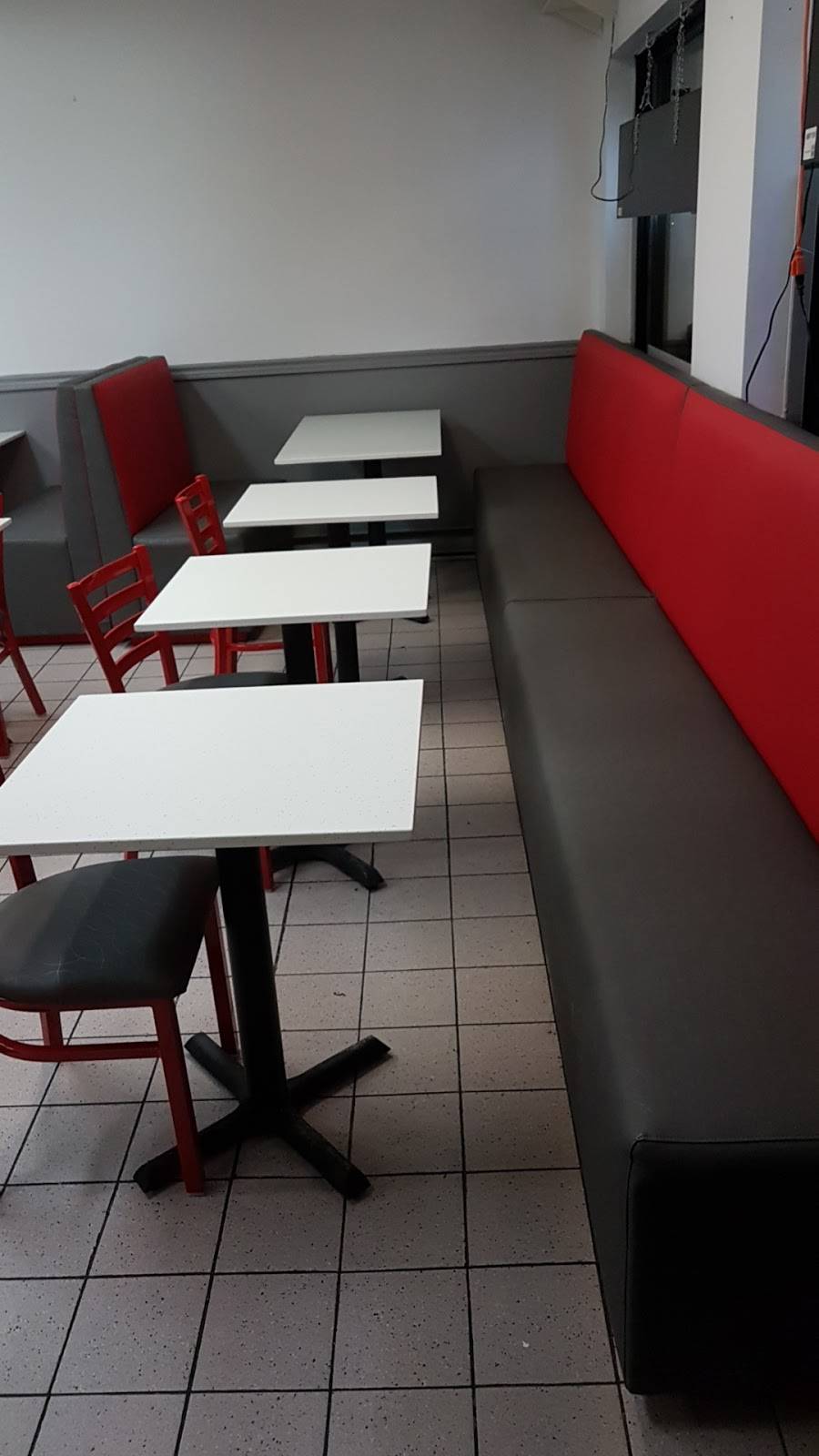 Botan Pizza | restaurant | 13880 Rue de Montigny, Montréal, QC H1A 3V3, Canada | 5144987878 OR +1 514-498-7878