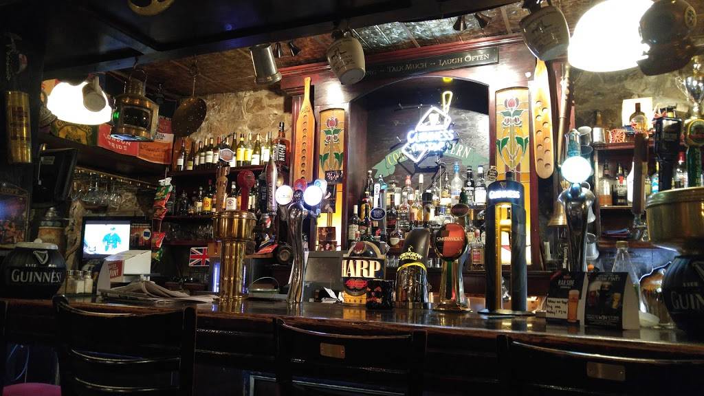 Coach & Lantern | restaurant | 384 Wilson St E, Ancaster, ON L9G 2C2, Canada | 9053047822 OR +1 905-304-7822