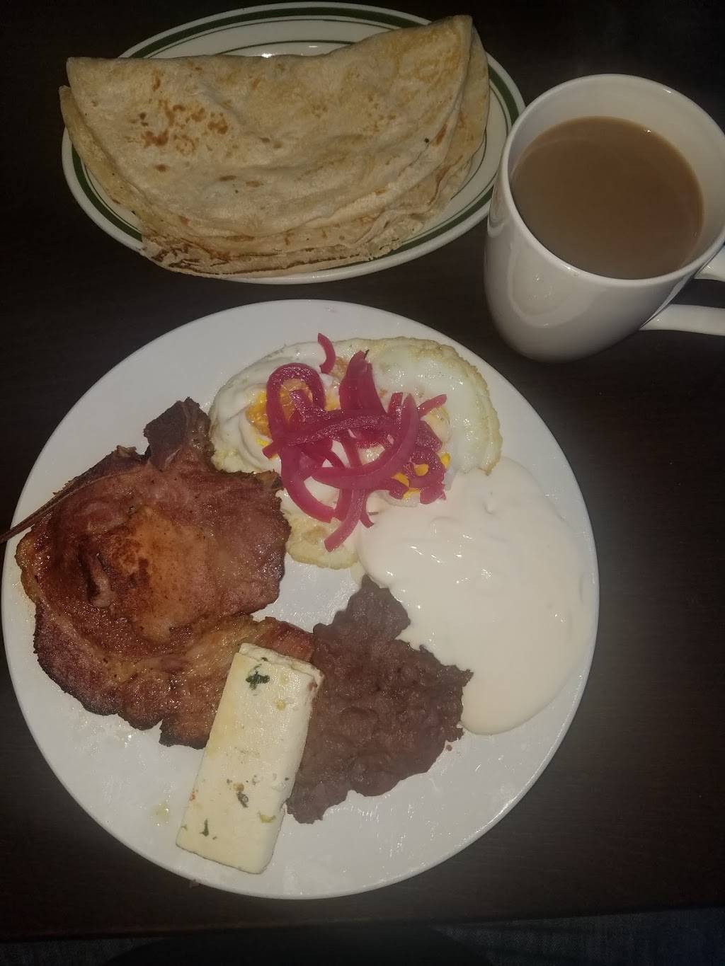 Sabor catracho bar and restaurant | restaurant | 856 Knickerbocker Ave, Brooklyn, NY 11207, USA | 7187584406 OR +1 718-758-4406