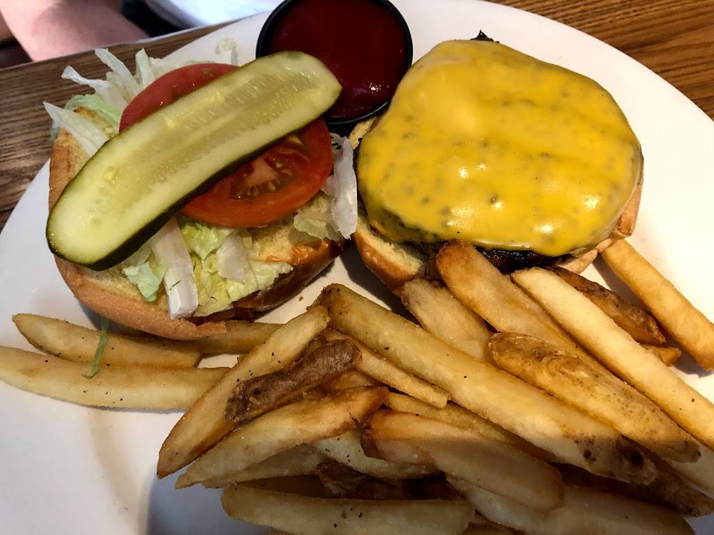 Shulas 2 Steak & Sports | restaurant | 6842 Main St, Miami Lakes, FL 33014, USA | 3058208047 OR +1 305-820-8047