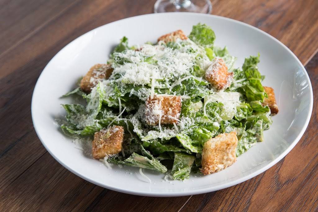 FISH Casual Coastal Seafood | restaurant | 1 N Forest Beach Dr, Hilton Head Island, SC 29928, USA | 8433423474 OR +1 843-342-3474