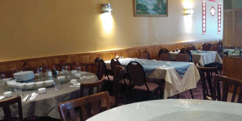 Kum Mon Restaurant | restaurant | 6565 Chemin de la Côte-des-Neiges, Montréal, QC H3S 2A5, Canada | 5147336029 OR +1 514-733-6029