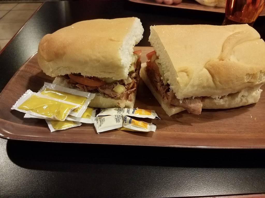 Italian House | restaurant | 1603 E Racine St, Janesville, WI 53545, USA | 6087542226 OR +1 608-754-2226