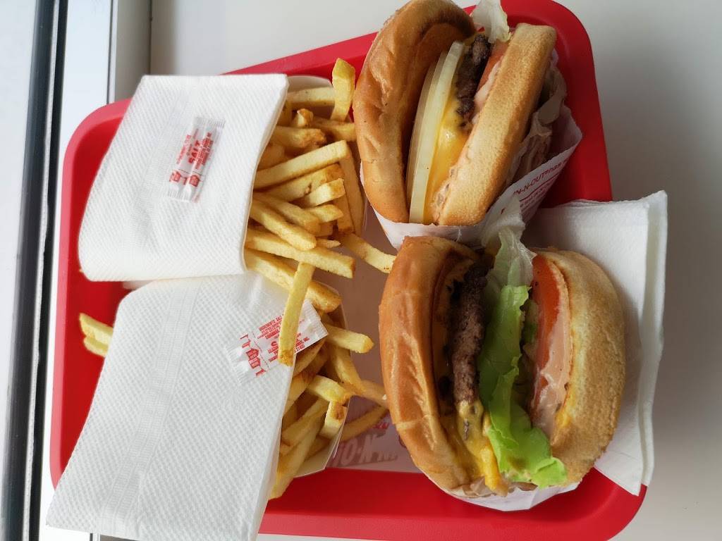 In-N-Out Burger | restaurant | 13425 Washington Blvd, Marina Del Rey, CA 90292, USA | 8007861000 OR +1 800-786-1000