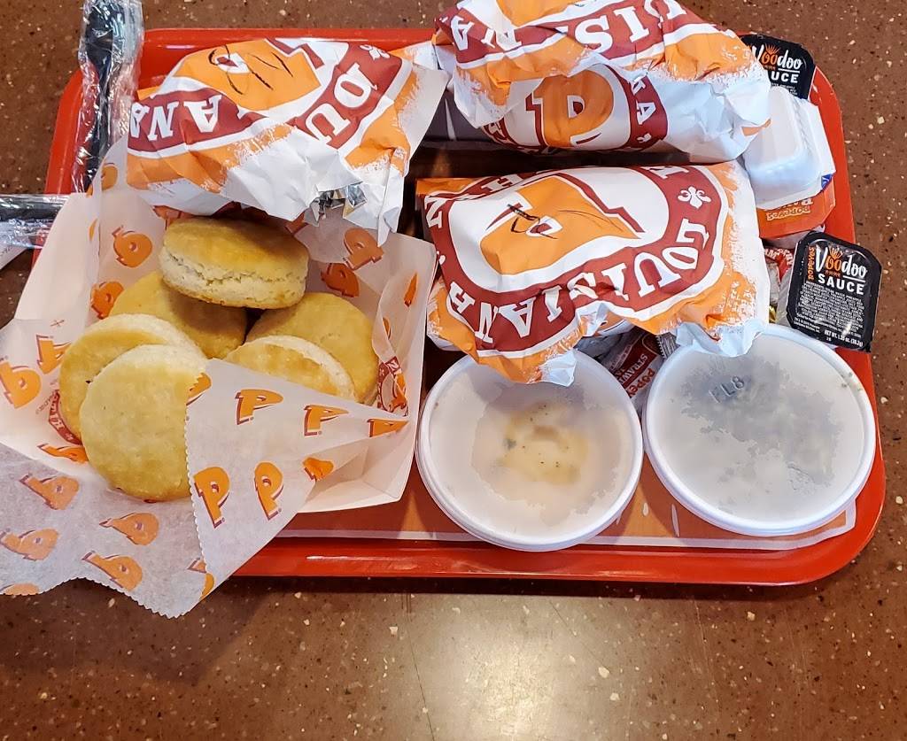 Popeyes Louisiana Kitchen | restaurant | 6800 SW 8th St, Miami, FL 33144, USA | 7865775449 OR +1 786-577-5449