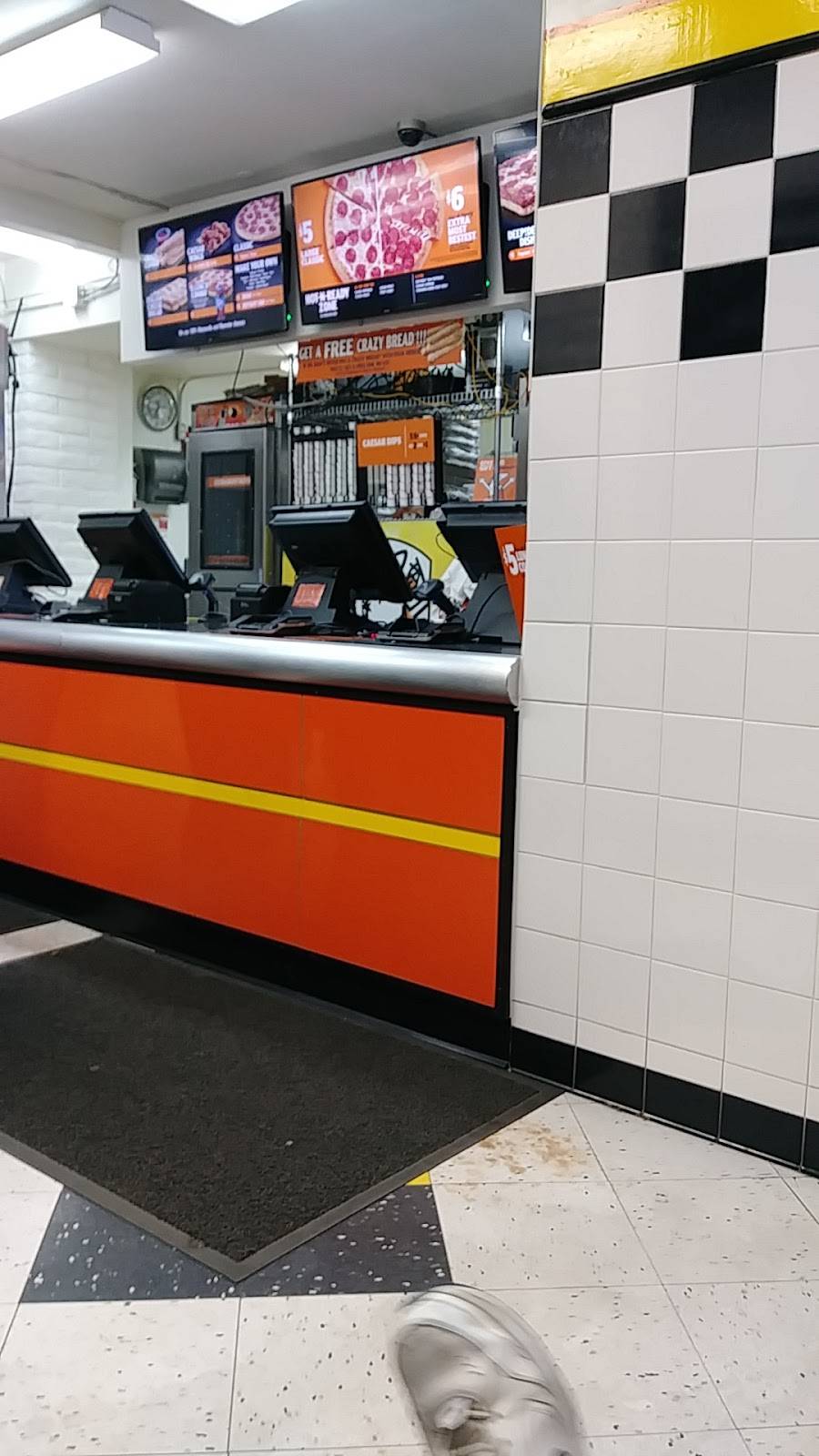 Little Caesars Pizza | meal takeaway | 6815 S Central Ave, Phoenix, AZ 85042, USA | 6022430499 OR +1 602-243-0499