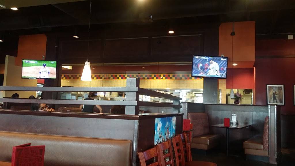 Bostons Restaurant & Sports Bar | restaurant | 16927 Sierra Lakes Pkwy, Fontana, CA 92336, USA | 9098232300 OR +1 909-823-2300