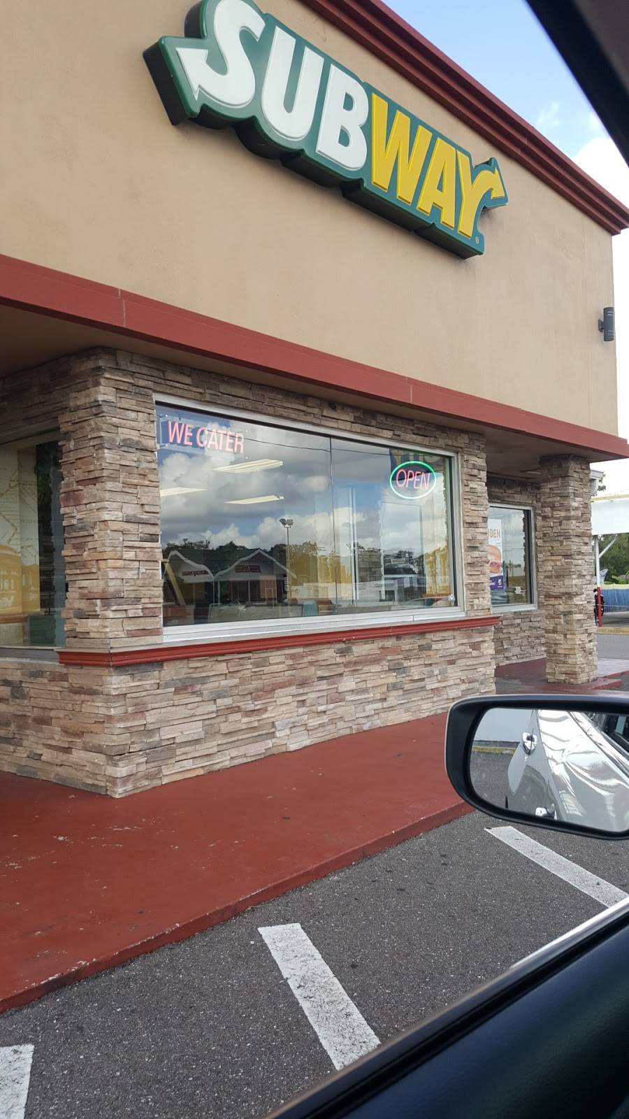 Subway Restaurants | restaurant | 8410 N Florida Ave, Tampa, FL 33604, USA | 8139309314 OR +1 813-930-9314