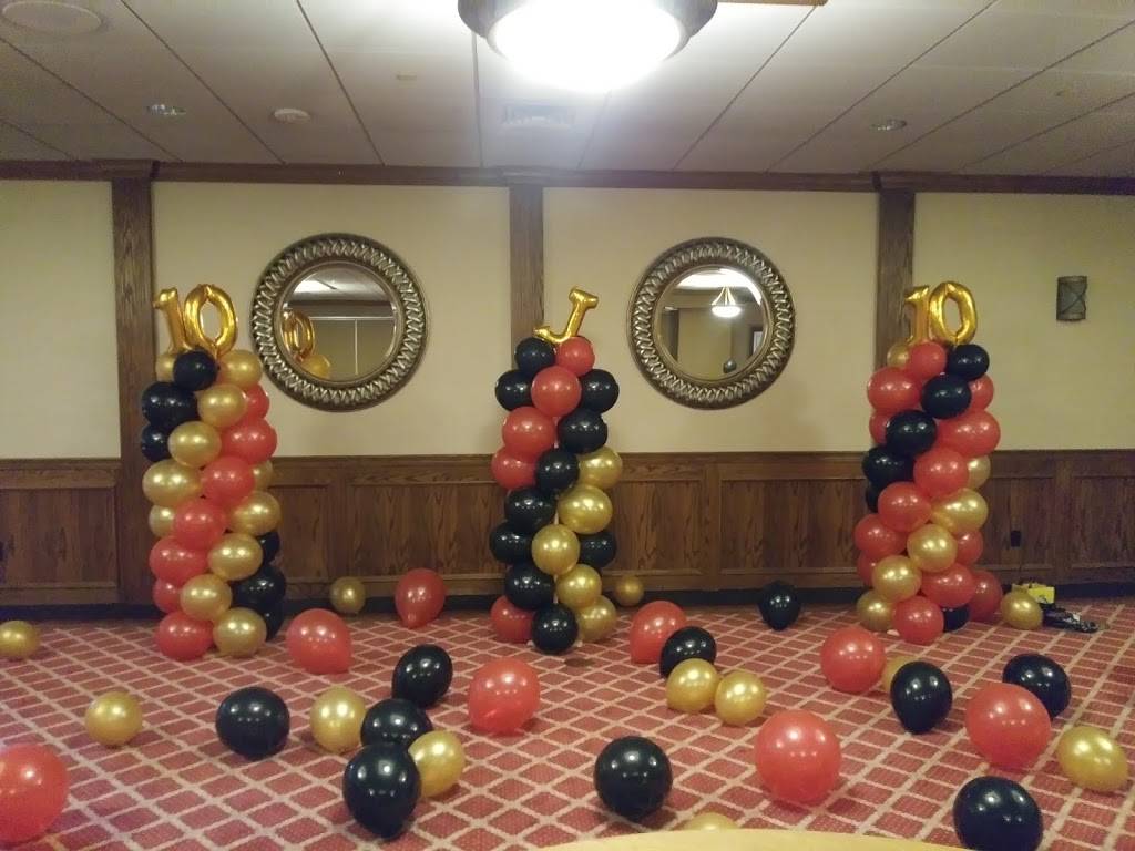 Lariat Steakhouse | restaurant | 2232 W Glen Ave, Peoria, IL 61614, USA | 3096914731 OR +1 309-691-4731